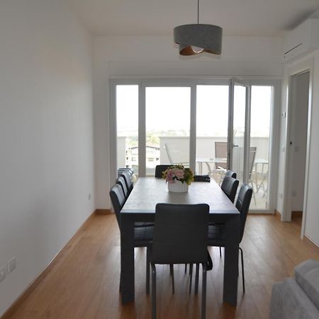 Suite 39 Tra Roma E Il Mare Pomezia Dış mekan fotoğraf