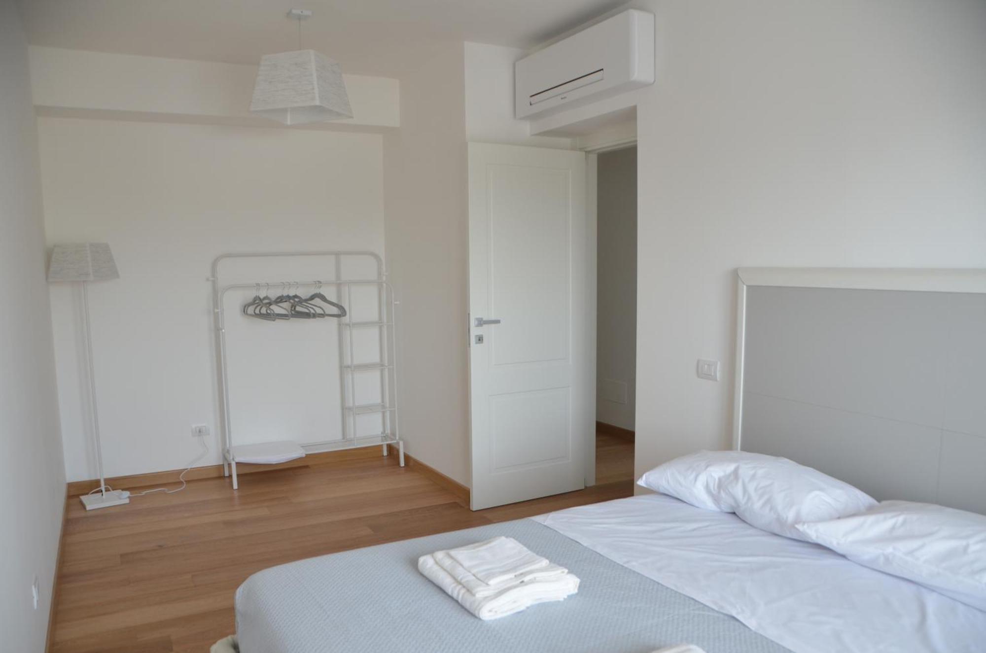 Suite 39 Tra Roma E Il Mare Pomezia Dış mekan fotoğraf
